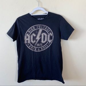 AC⚡️DC High Voltage Rock N’ Roll Logo Tee M